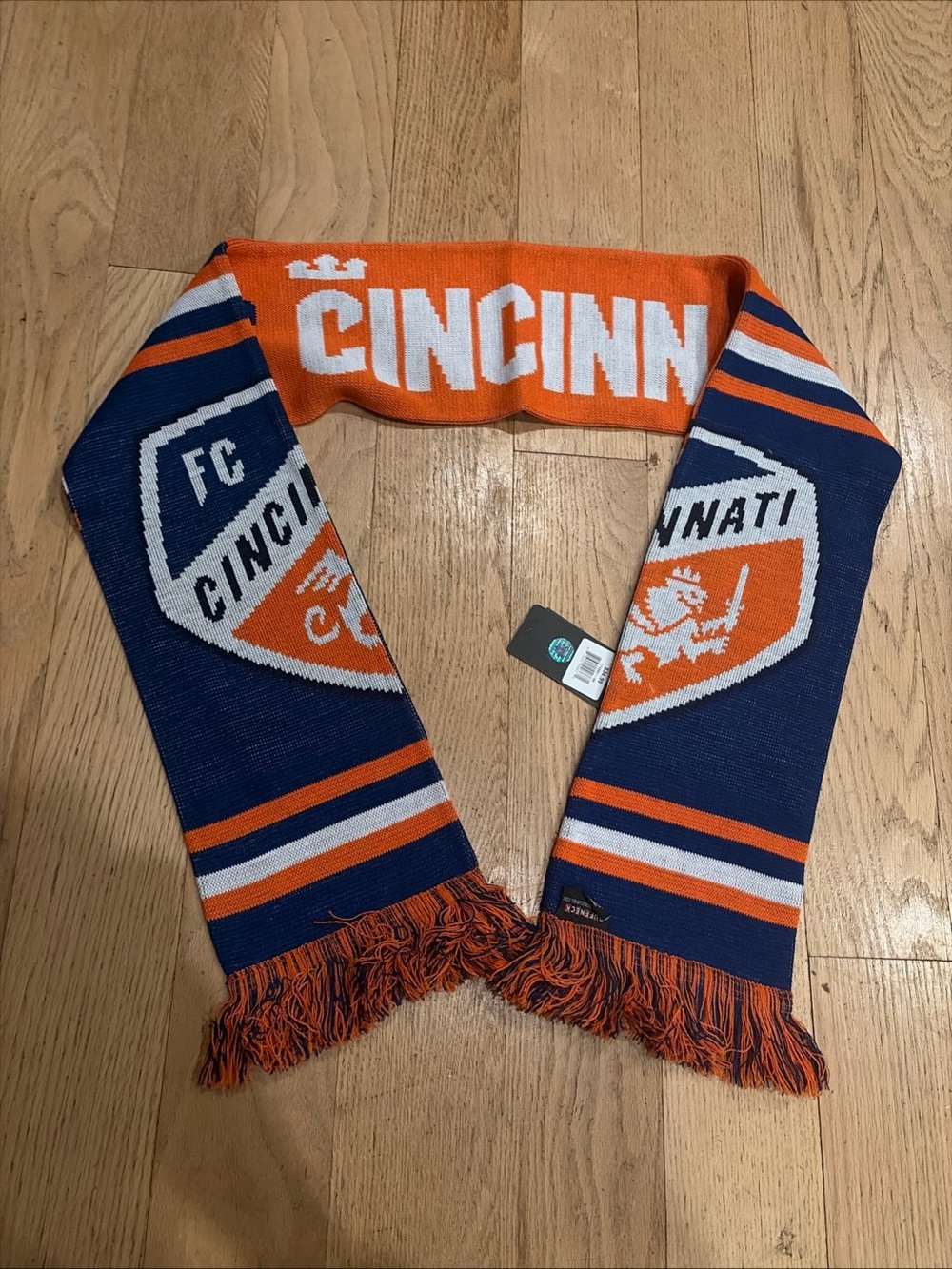 FC Cincinnati MLS Soccer Orange Blue Knit Fan Scarf Adults One Size NWT
